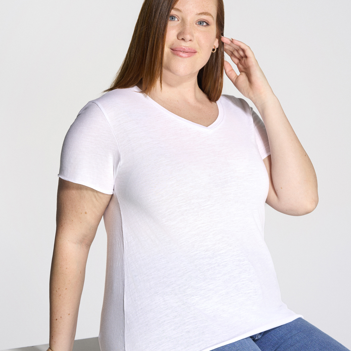 Descubre los detalles de nuestras camisetas curve</h3>