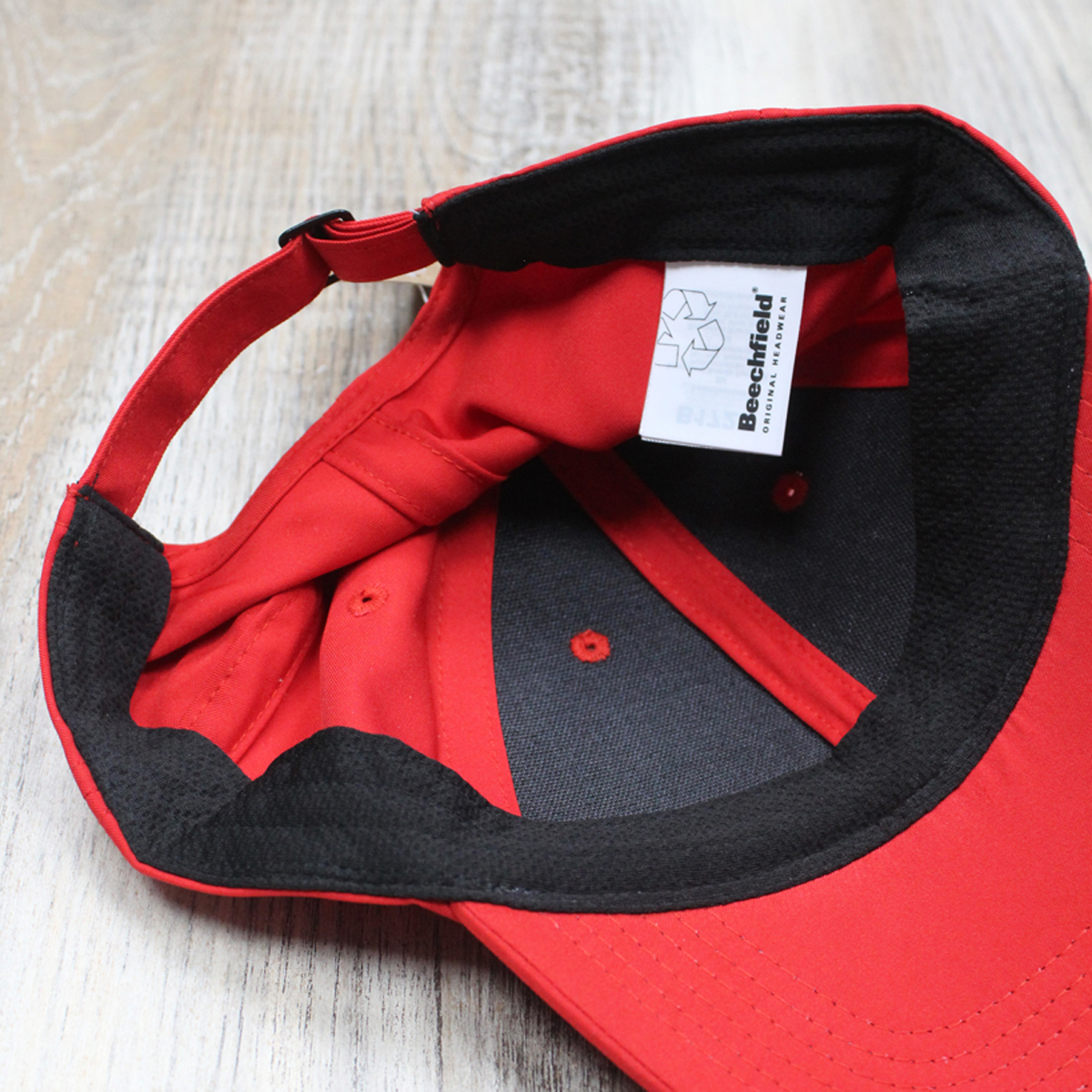 Inspírate con ejemplos de gorras deportivas personalizadas  