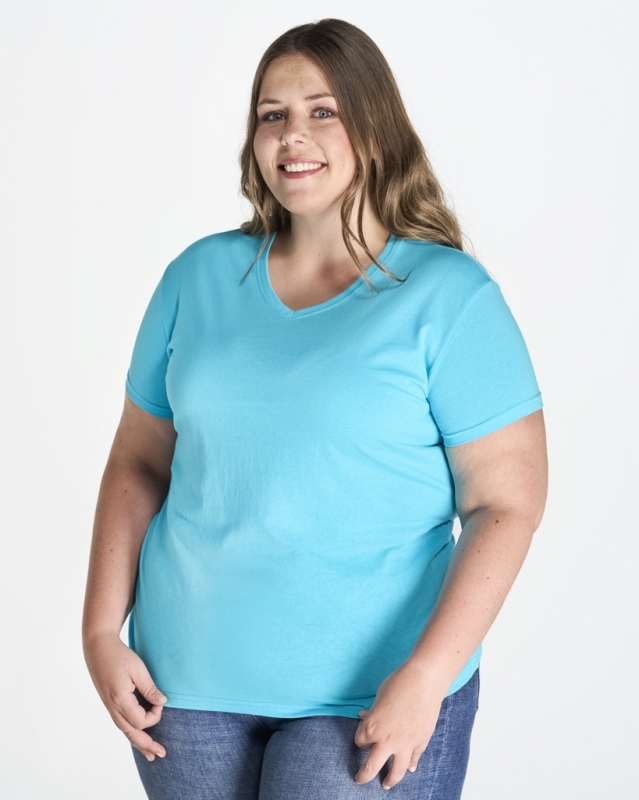 Photo de JHK Curves V-Neck