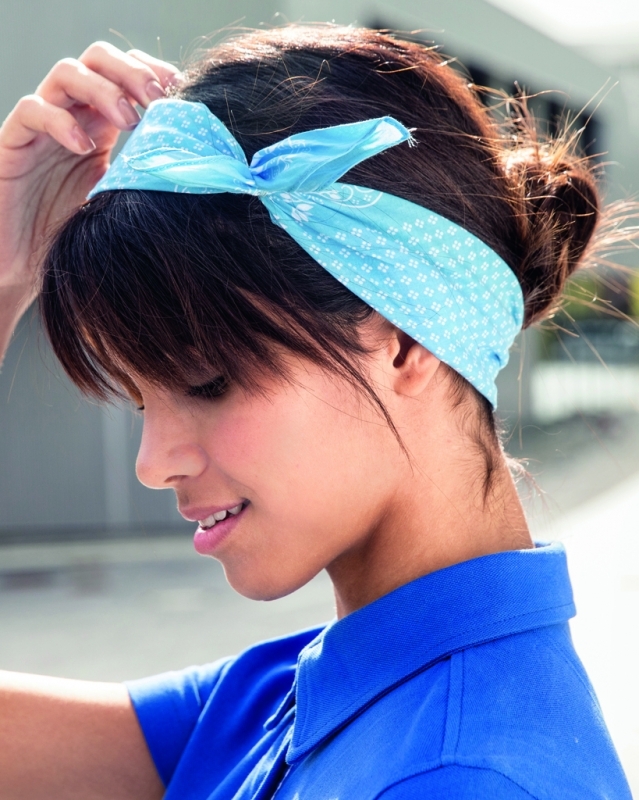 Foto de MB Traditional Bandana Foto de MB Traditional Bandana